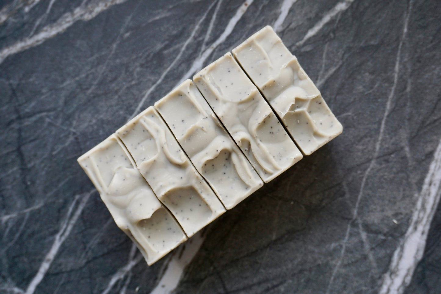 Peppermint Poppy - Natural Vegan Handmade Soap Bar - Cloud Mango ®